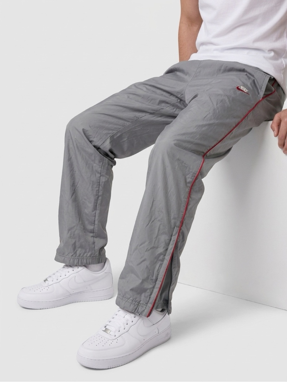 Vintage Boys NIKE athletic Pants